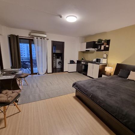 Lovely & Comfy, Central Apt In Iasi Bagian luar foto